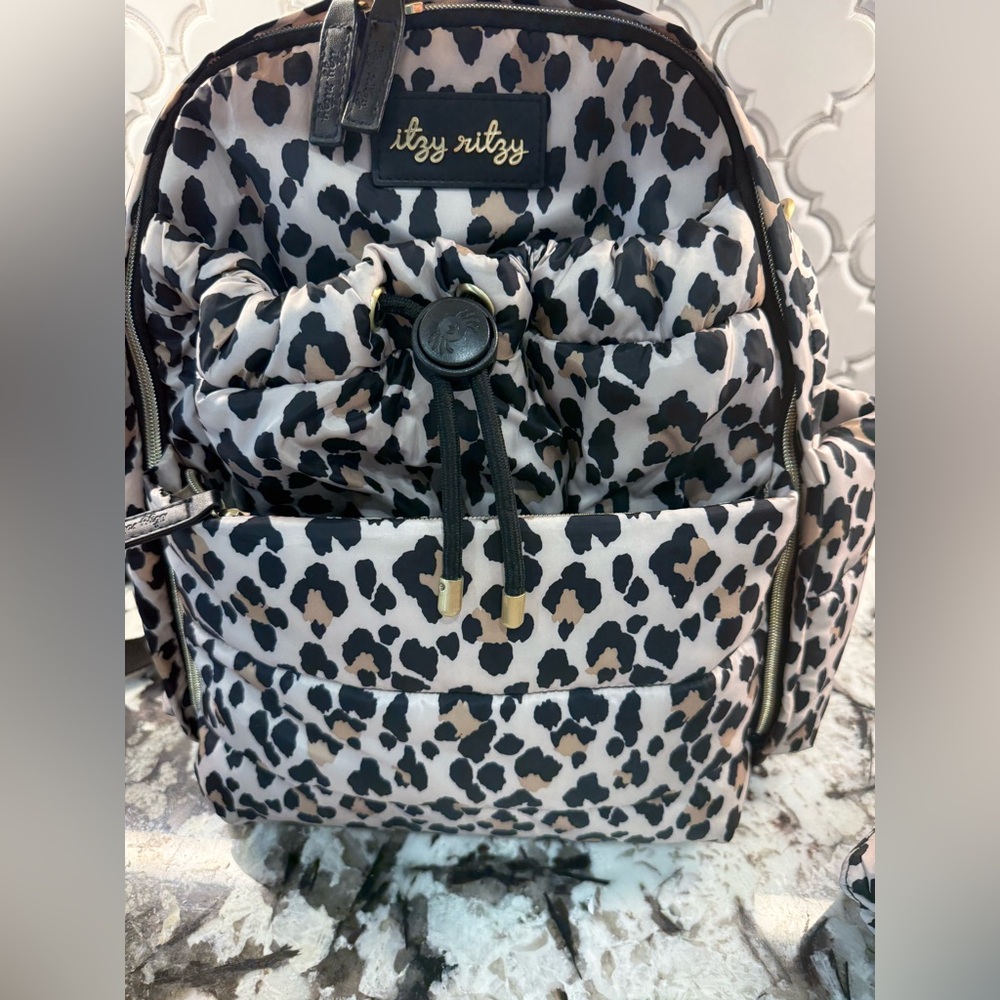 Itzy Ritzy Dream cheetah diaper bag
